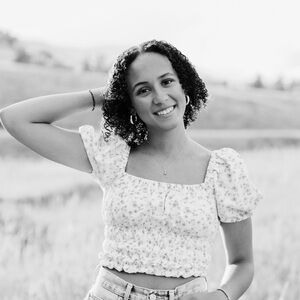 Meet your Posher, Liv!